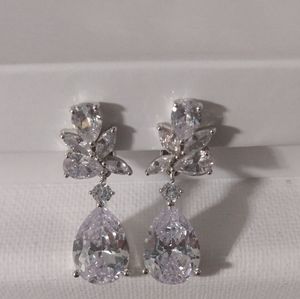Leaf/floral Earrings